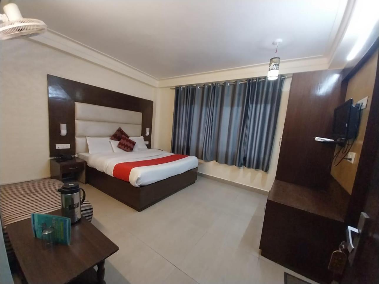 Hotel Mussoorie International Eksteriør billede